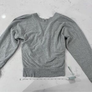 Aerie Light Gray Crew Neck Sweater